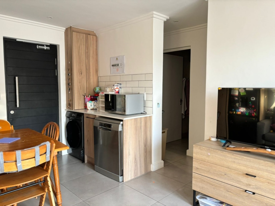 To Let 2 Bedroom Property for Rent in Durbanville Western Cape